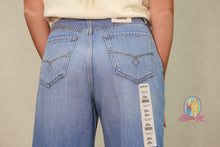 Load image into Gallery viewer, Ariat Ultra High Rise Calamity Comfort Wide Leg Jeans—Alameda