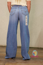Load image into Gallery viewer, Ariat Ultra High Rise Calamity Comfort Wide Leg Jeans—Alameda