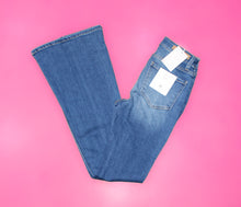 Load image into Gallery viewer, Cello Distressed Flare