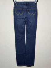 Load image into Gallery viewer, Wrangler Willow 7/38
