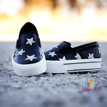 Load image into Gallery viewer, Ariat Skylar Slip On—Black w/ Stars
