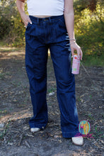 Load image into Gallery viewer, Ariat Ultra High Rise Pleated Trouser Jeans
