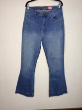 Load image into Gallery viewer, Kimes Jennifer 12/32
