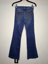 Load image into Gallery viewer, 24 Medium Wash Gold Pocket Tailorless
