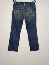 Load image into Gallery viewer, Ariat 30R Straight Leg
