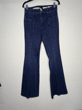 Load image into Gallery viewer, Size 28 Pilcro by Anthropologie
