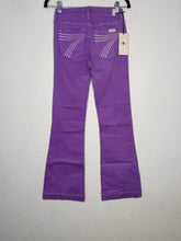 Load image into Gallery viewer, Size 25 Purple Tailorless
