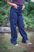 Load image into Gallery viewer, Ariat Ultra High Rise Tomboy Western Utility Wide Leg Jeans
