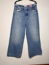 Load image into Gallery viewer, Size 31 7FAMK Zoey
