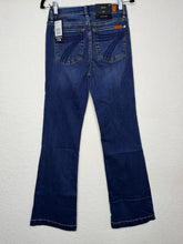 Load image into Gallery viewer, Size 27 Medium Melrose 36"
