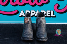 Load image into Gallery viewer, Ariat Hazel--Naturally Distressed Black
