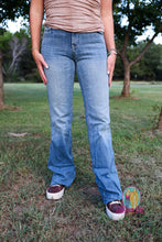 Load image into Gallery viewer, Ariat Trouser Perfect Rise Chelsey Wide Leg Jean
