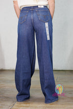 Load image into Gallery viewer, Ariat Ultra High Rise Calamity Comfort Wide Leg Jeans—Tampa
