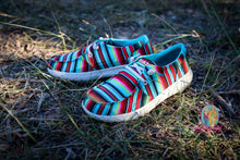 Load image into Gallery viewer, Ariat Hilo—Serape
