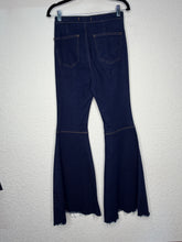 Load image into Gallery viewer, Size 29R Free People
