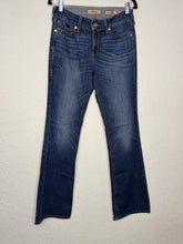 Load image into Gallery viewer, Ariat Perfect Rise Bootcut 29R
