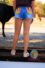 Load image into Gallery viewer, Summer Lovin’ Shorts
