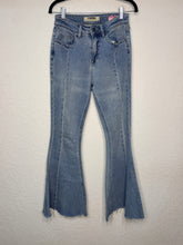 Load image into Gallery viewer, Rock &amp; Roll Denim Bells Size 28
