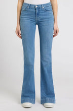 Load image into Gallery viewer, 7FAMK Dojo—Iceflow
