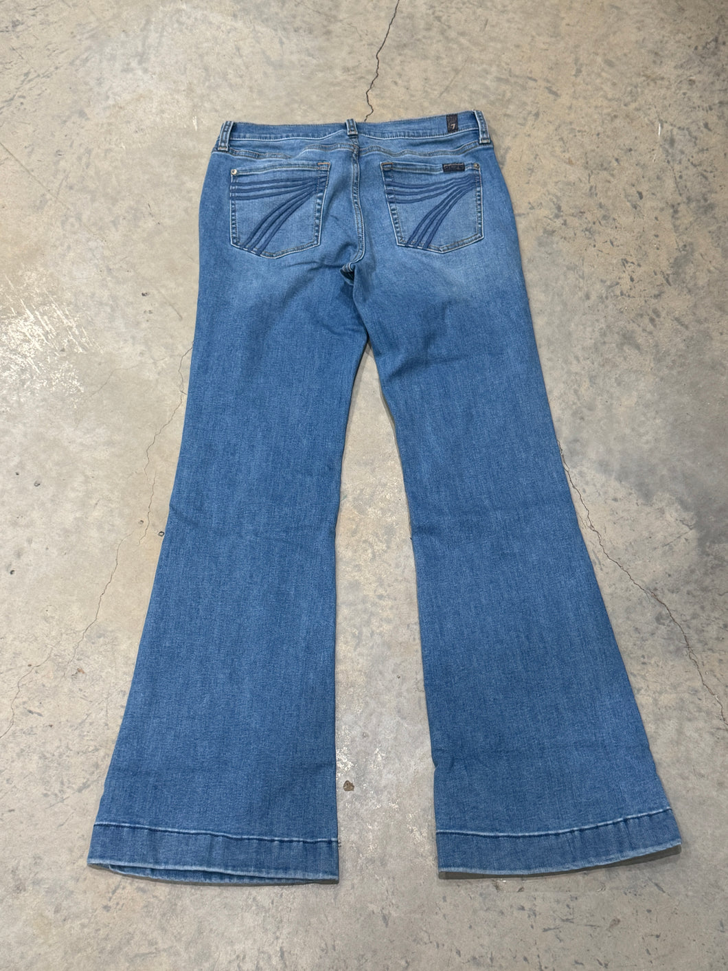 Size 29 Darker Light Wash Dojo
