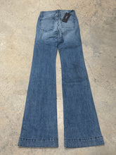 Load image into Gallery viewer, Size 25/38 Halla Bella--Vintage Blue
