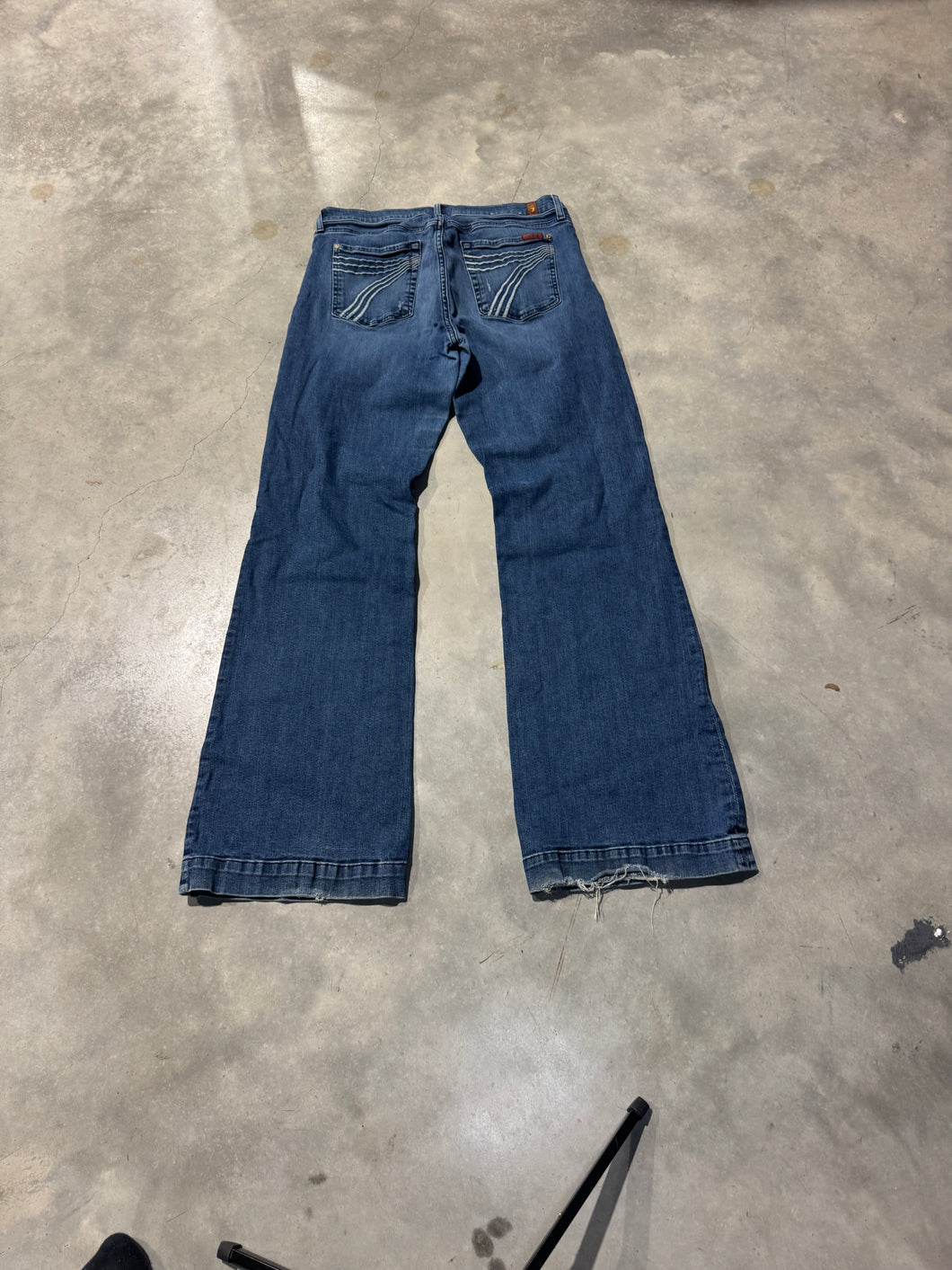 Size 32 Lake Blue Tailorless