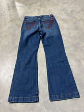 Load image into Gallery viewer, Size 32 Rebel
