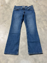 Load image into Gallery viewer, Wrangler 13x32
