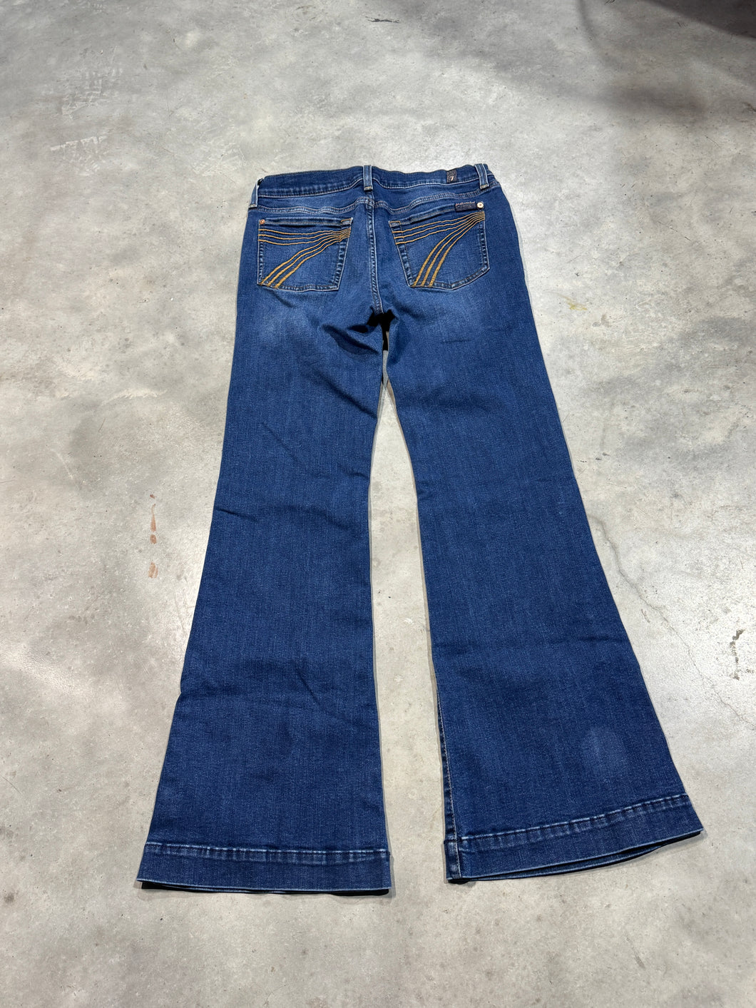 Size 28 Medium Wash Gold Pocket Tailorless