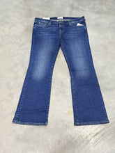 Load image into Gallery viewer, 7FAMK Size 32 Original Bootcut
