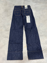 Load image into Gallery viewer, Ariat 25R Ultra High Rise Tomboy Jeans
