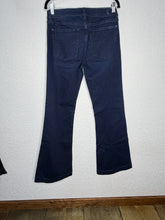 Load image into Gallery viewer, Size 30 Dark Wash
