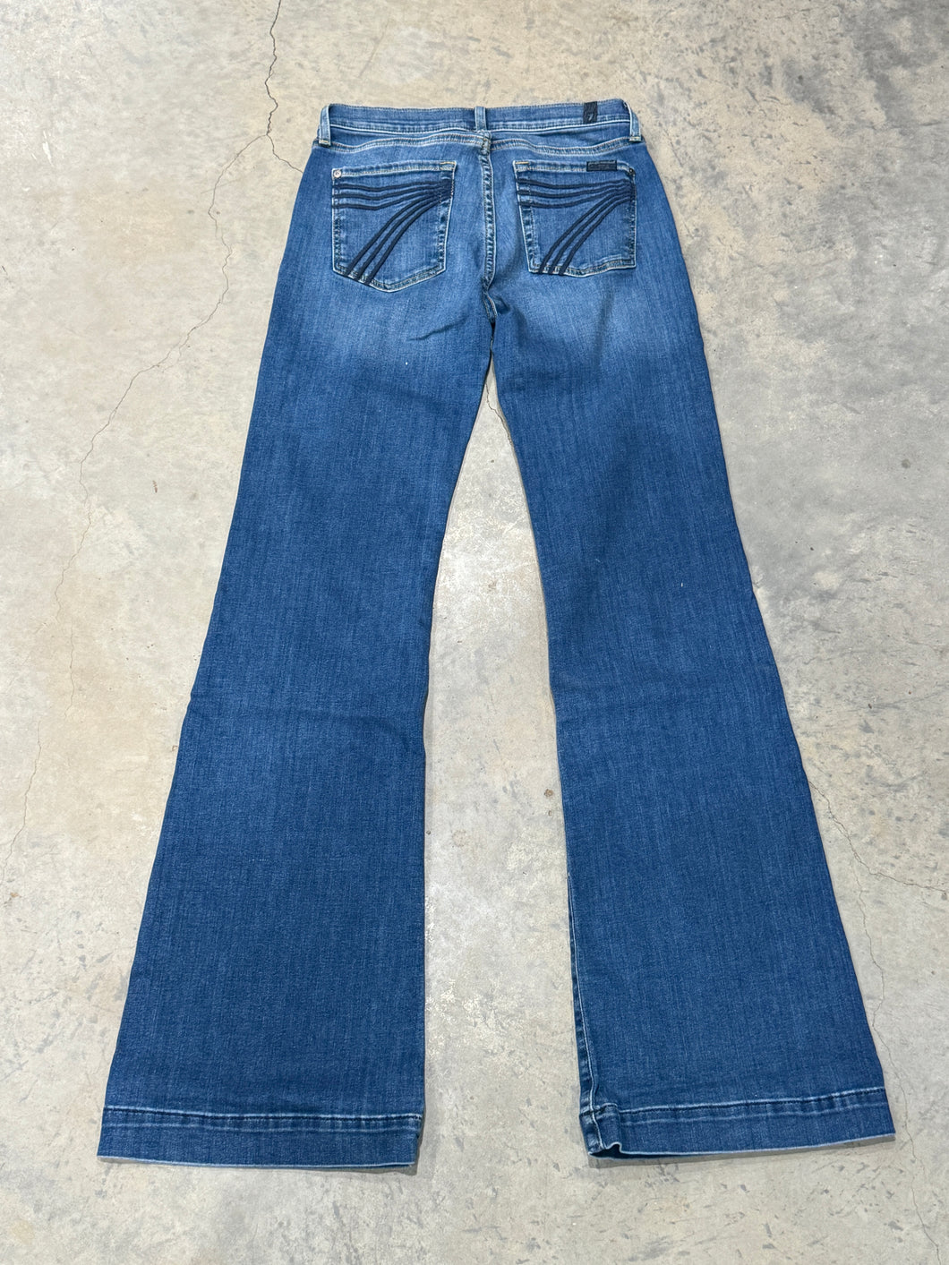 Size 27 Medium Wash Dojos