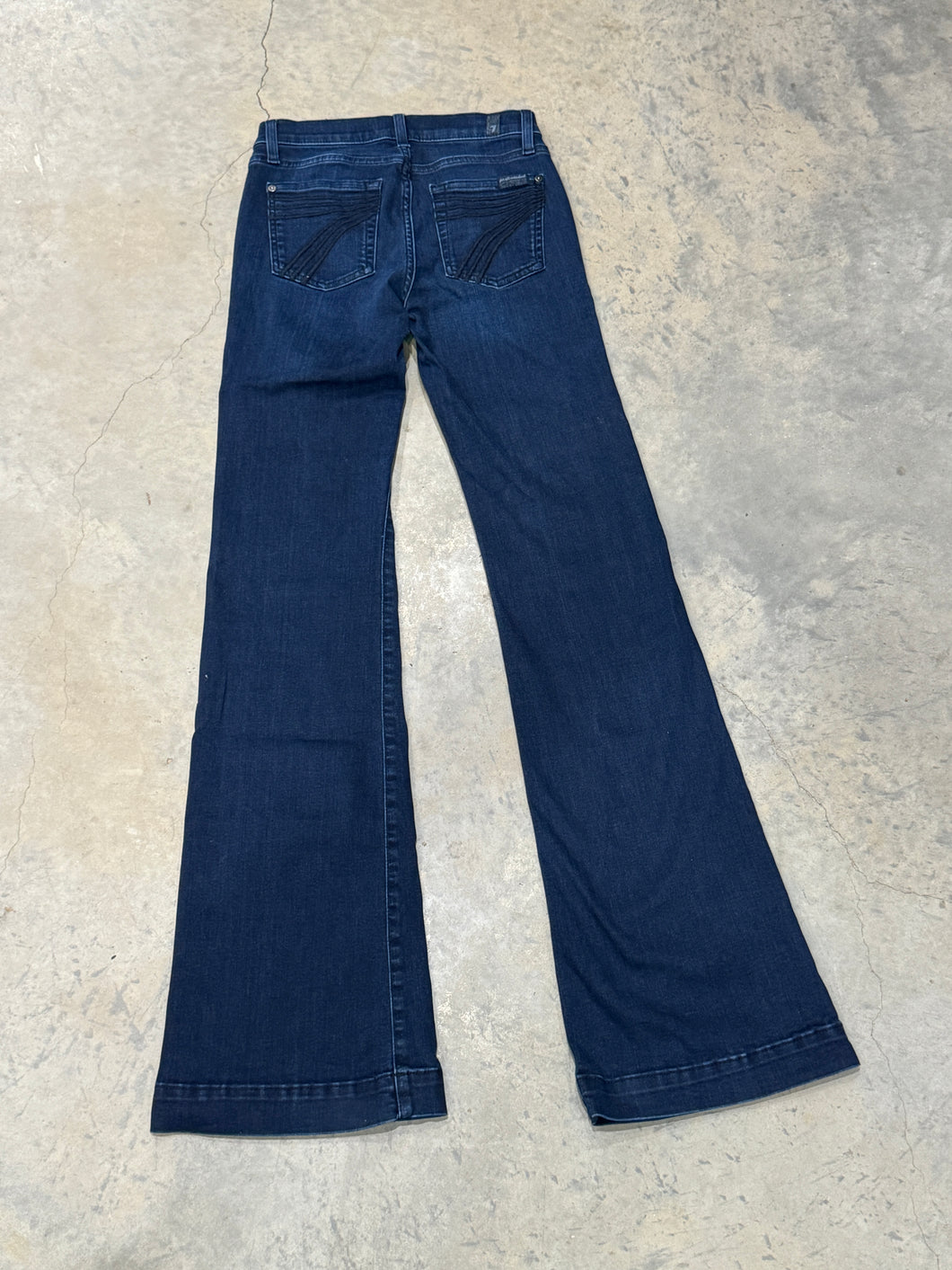 Size 25 Dark Wash