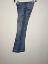 Load image into Gallery viewer, Size 24 Authentic Distressed Light Tailorless
