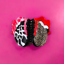 Load image into Gallery viewer, Rolling Stones Leopard Claw Clip
