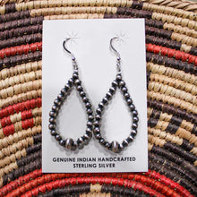 Load image into Gallery viewer, Navajo Pearl Hoops
